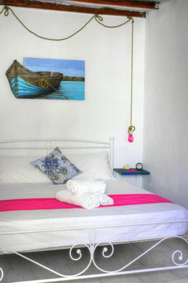 The Hot Pink Bike House Villa Parikia  Exterior foto